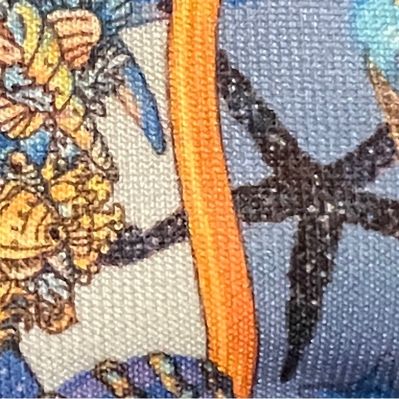 😷 NWT! VERSACE Tresor De La Mer Face Mask - Picture 6 of 9